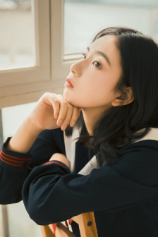 含苞欲操